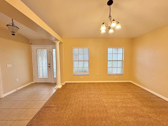 4th image of 140 Mandolin Dr