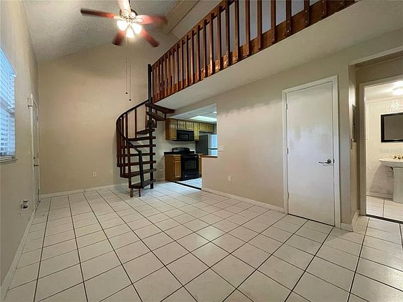 2nd image of 2134 Bradford St #408