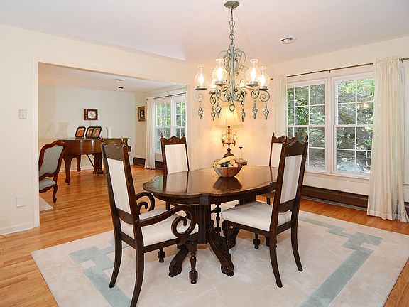 Formal dining room