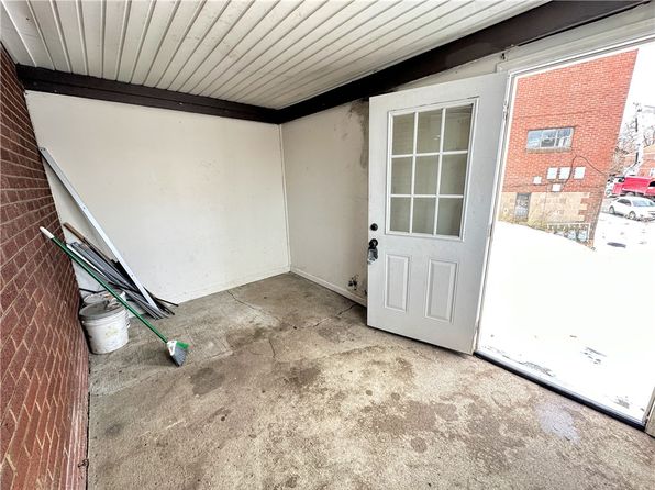 pittsburgh-pennsylvania-11417857 picture