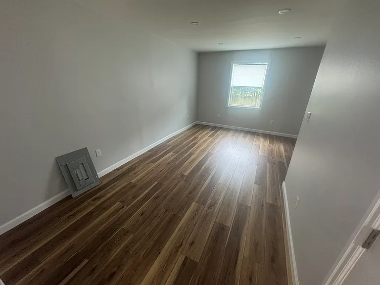 9 Evans St #3 — Photo 3