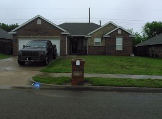 326 Treyton Pl, Noble, OK 73068