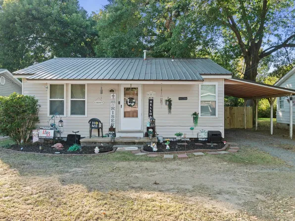 601 N Elm St, Beebe, AR 72012