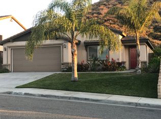 23425 Badger Creek Ln, Canyon Lake, CA 92587