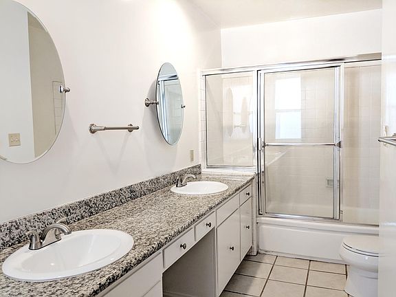 5th image of 290 S Oakland Ave APT 10