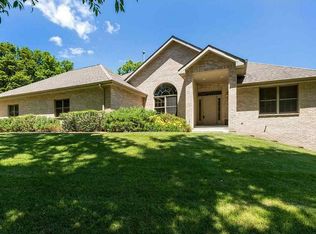 9298 E Felts Rd, Davis, IL 61019