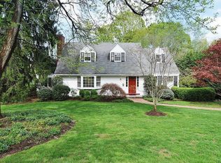 18 Holden Ln, Madison, NJ 07940