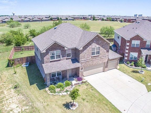 4th image of 2101 Loreto Dr