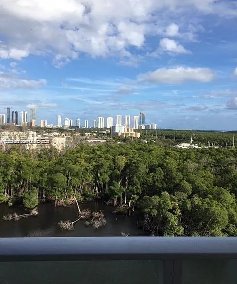 16385 Biscayne Blvd #621 — Photo 22