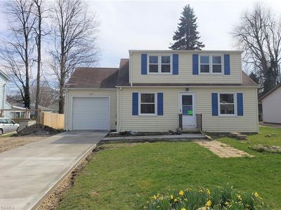35522 Dewey Dr, Eastlake, OH, 44095