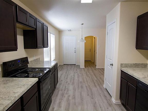 3rd image of 13919 Woodway Crossing Ln