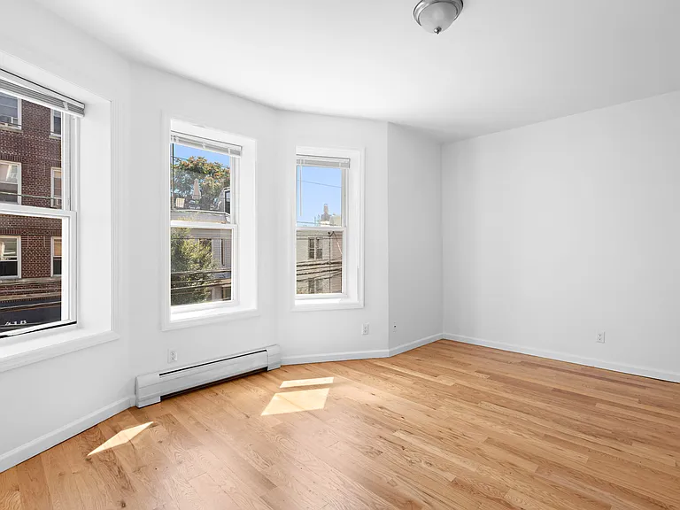 415 Baldwin Ave #1 — Photo 7