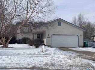 605 N Bahnson Ave, Sioux Falls, SD 57103