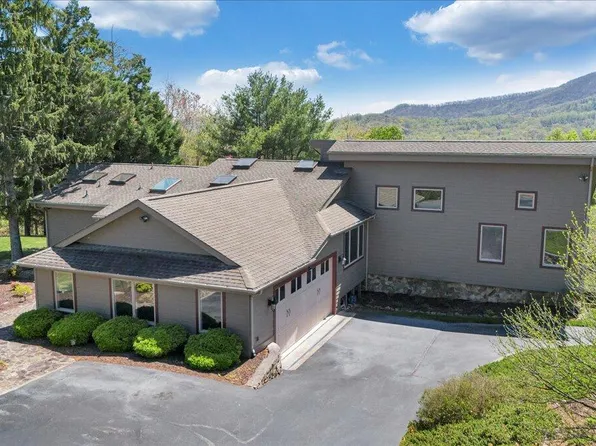 5936 Saddleridge Rd, Roanoke, VA 24018