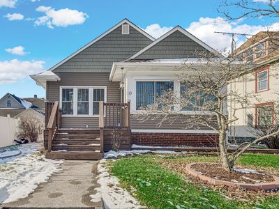 10 N Michigan St, La Crosse, IN, 46348