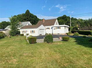 398 Fairview Ave, Coventry, RI 02816