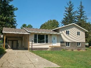 306 2nd Ave SE, State Center, IA 50247