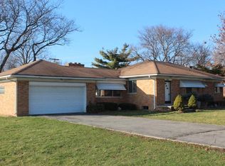 8845 N Lilley Rd, Plymouth, MI 48170