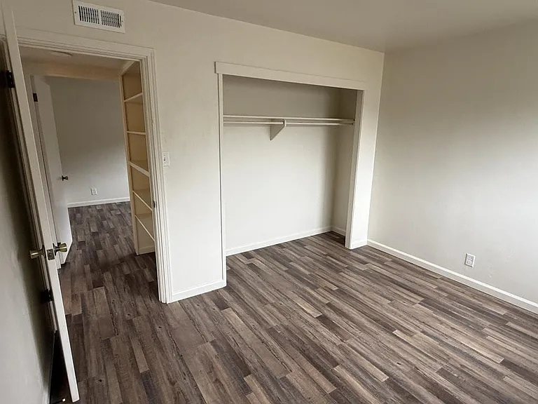 160 River St — Photo 10