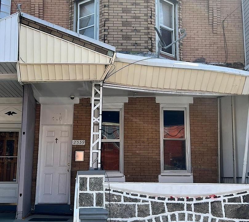 1st image of 2339 E Ann St