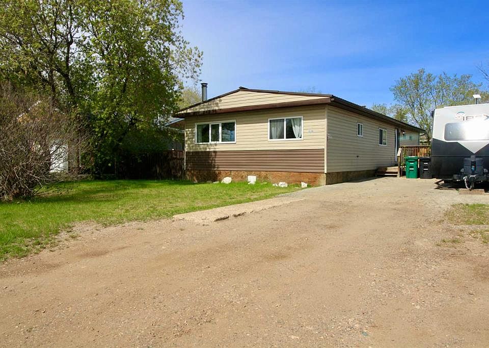 1st image of 10306 S 101st Ave