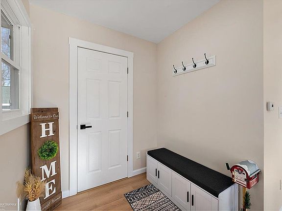 5th image of 8846 Stone Rd