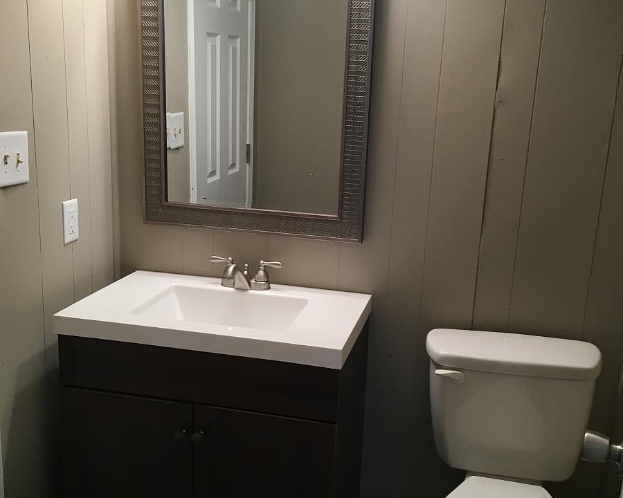 2nd image of 4837 Victoria Ct