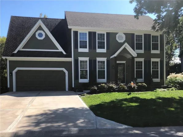 15713 W 138th Ter, Olathe, KS 66062