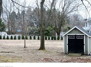 553 Forest St, East Hartford, CT 06118