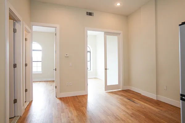 Rented by Corcoran | media 32