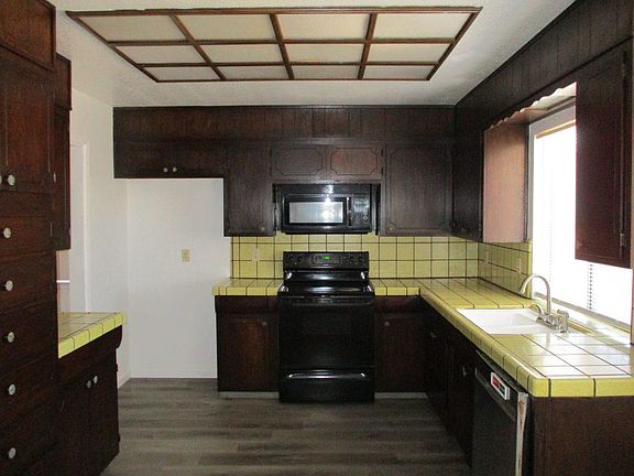 4th image of 2618 Stanfield Dr