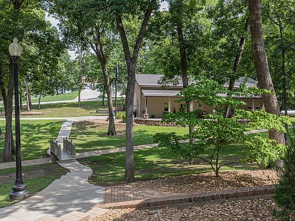5th image of 1636 Sunchase Dr
