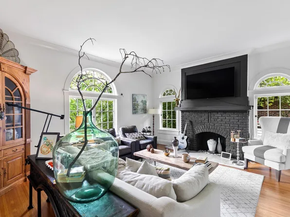 4155 Cliff Rd S, Birmingham, AL 35222