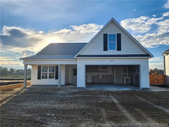 4607 Revelstroke Rd, Hope Mills, NC 28348