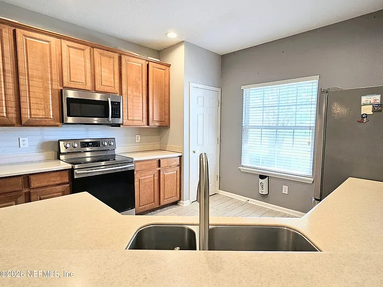 535 Wooded Crossing Cir — Photo 8