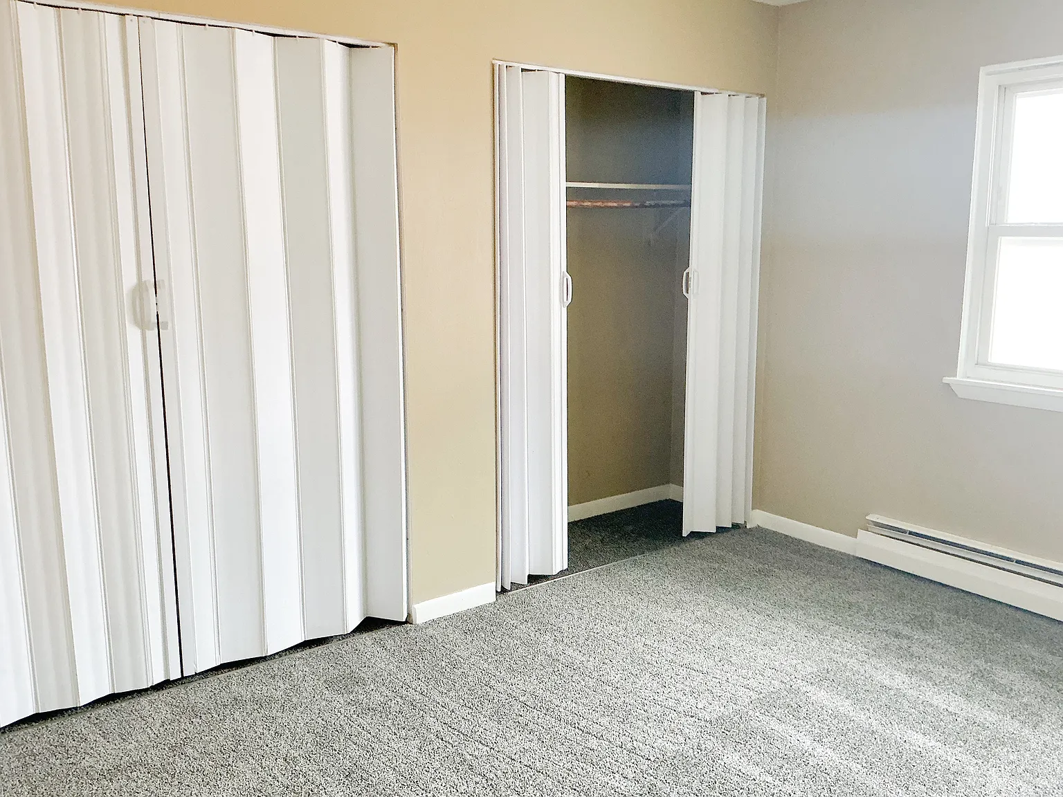 1 bed, 1000 sqft, $1,100 — Photo 4