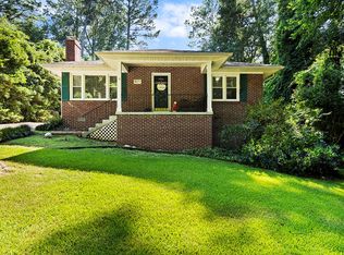 829 Sunset Dr, Greenwood, SC 29646