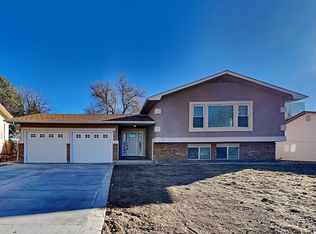 7384 Colonial Dr, Fountain, CO 80817