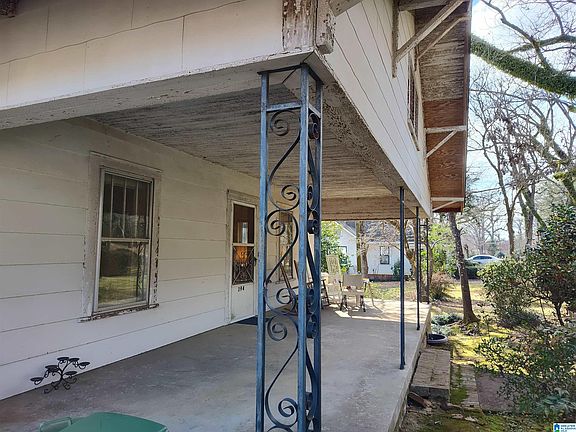 2nd image of 394 Clay St