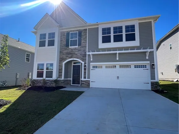 13 Sweetgrass St, Central, SC 29630