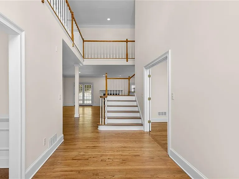 5941 Wilbanks Dr — Photo 5