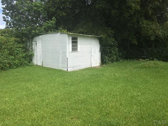 2nd image of 8453 Pond Ave