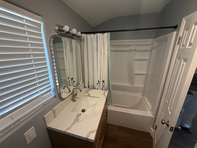 1308 W Jacaranda Pl — Photo 7