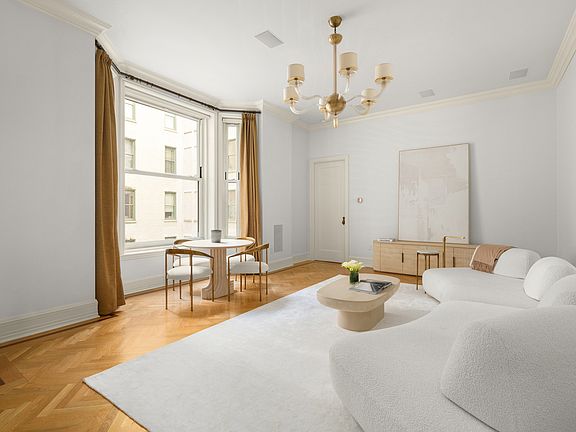 3rd image of 1 Central Park S #1010