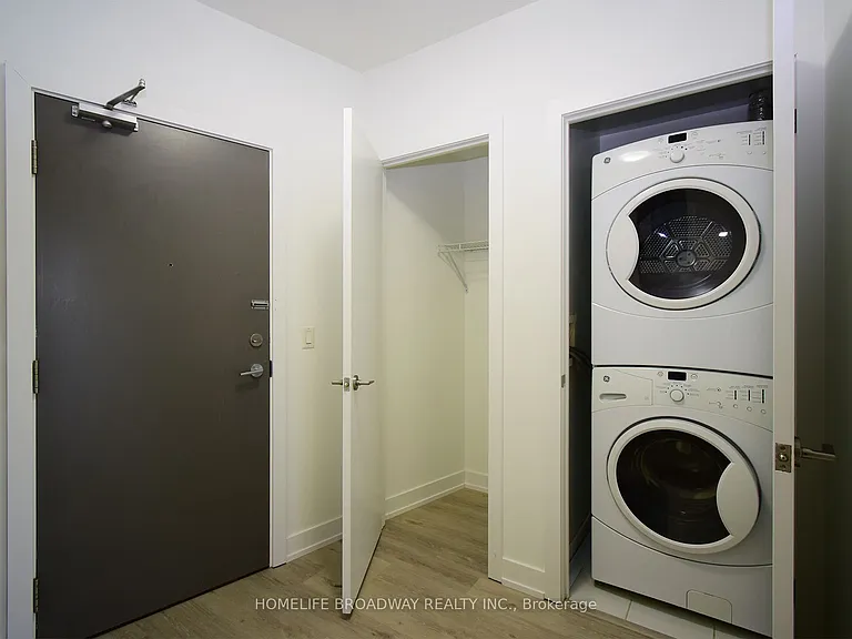169 Fort York Blvd #301 — Photo 14