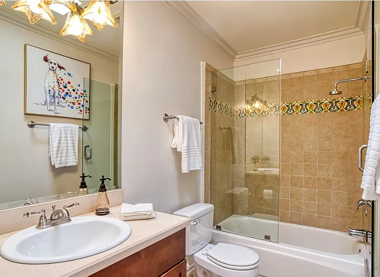 1532 Berkeley St #1 — Photo 11