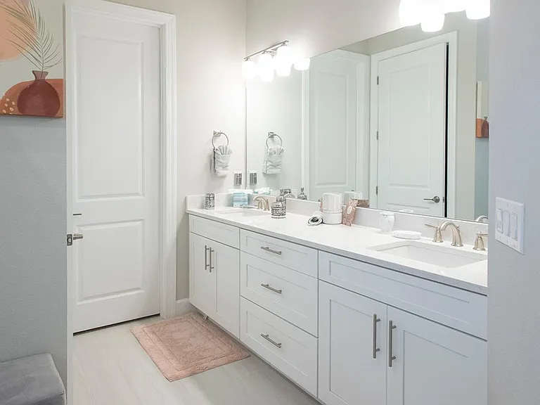 4733 Cassio Ct — Photo 23