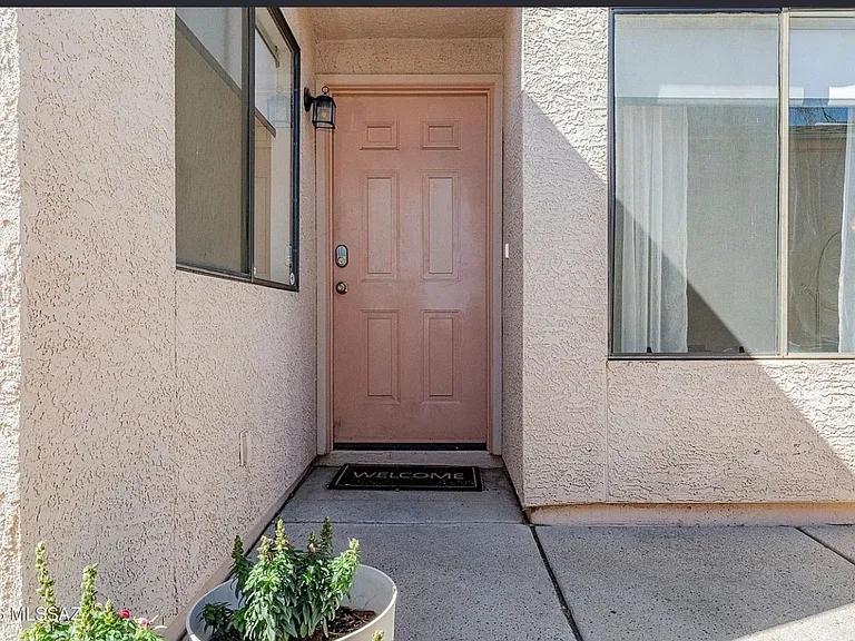 2417 N Palo Hacha Dr — Photo 12