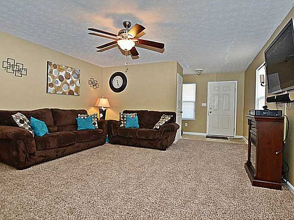2nd image of 785 Sunvista Dr