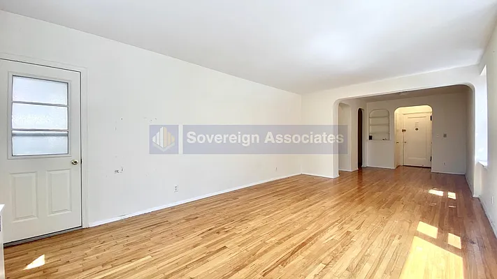 Rented by Sovereign Associates | media 6